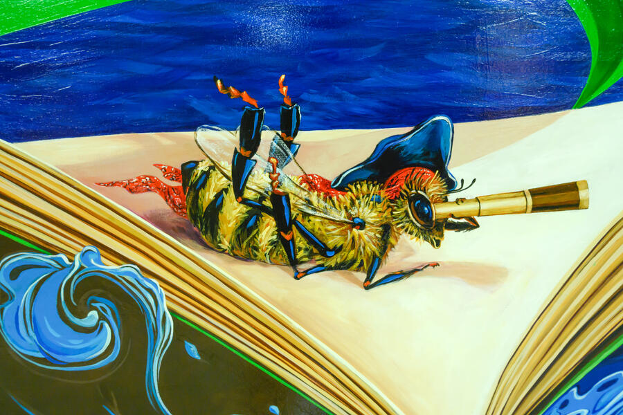 Broadneck Elementary School Legacy Mural Project: Pirate Bee detail