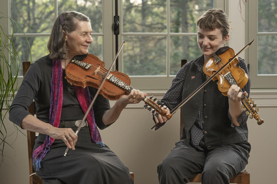 Georgia Beatty playing Hardanger Fiddle with her teacher Loretta Kelley 