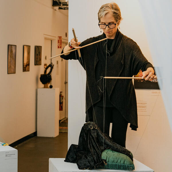 Pop-Up Performance for the Submersive Productions: A Decade of Mapping New Worlds exhibition, 2025 (photo by Kiirstn Pagan)