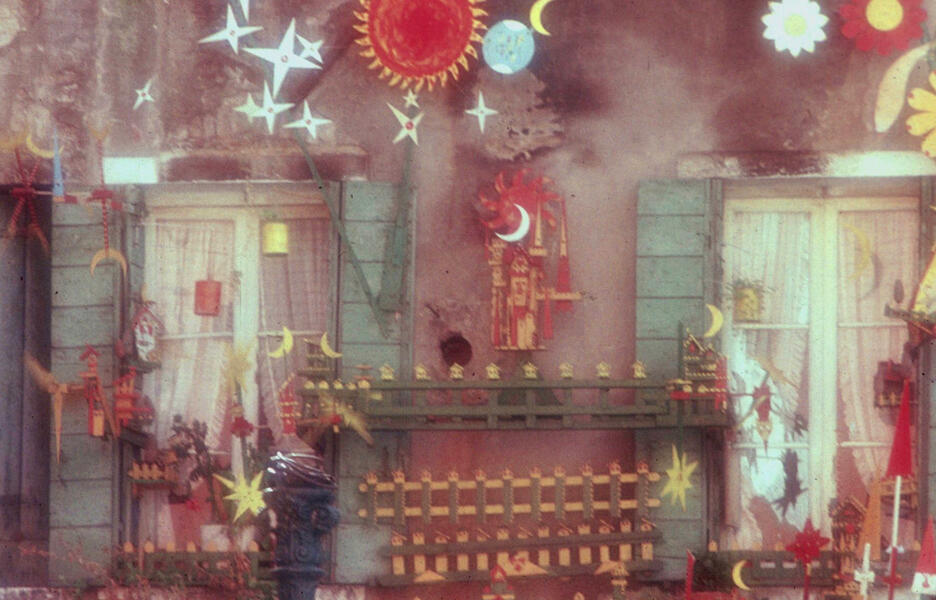 Sculptors Window , Venice