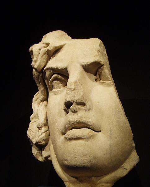 4historyenlightened-romancolliseumbust(cropped)