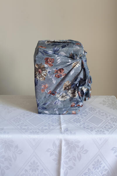 bluewflowers_moupassant_6x10.jpg