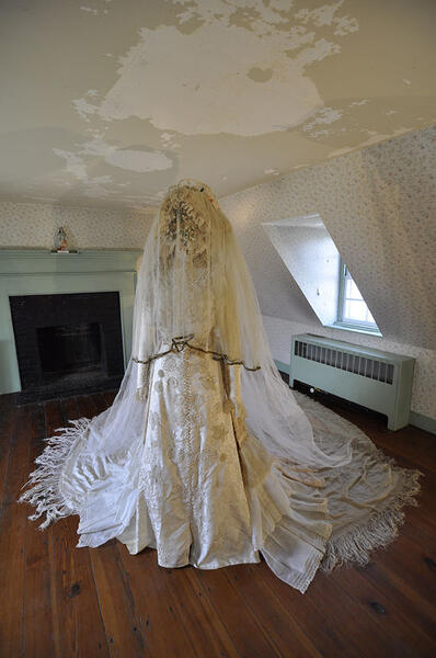 The Family Veil (Bride Figure)