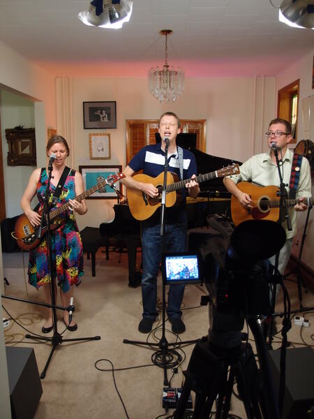 We're About 9 performing on &quot;Listen In with ellen cherry&quot;, August 2013