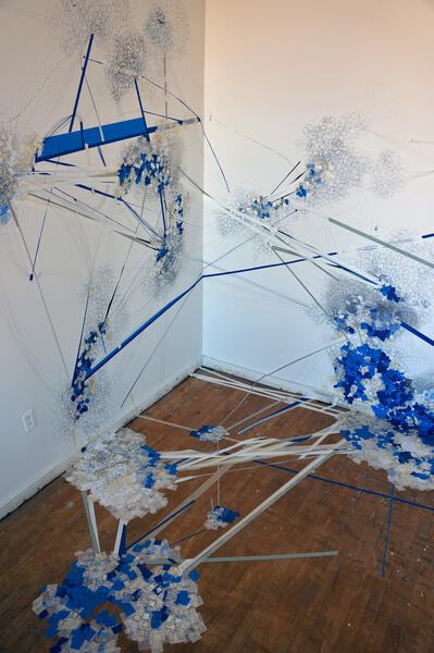 still move connect (detail)