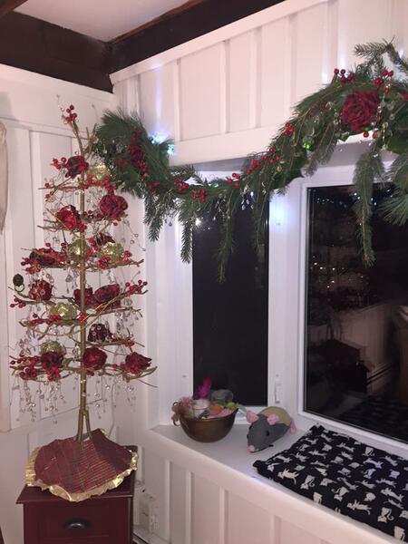 Christmas Tree and Bay Window Garland
