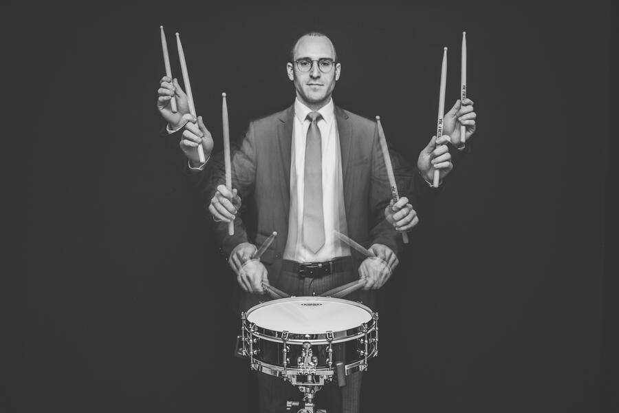 Jeff Stern, percussion