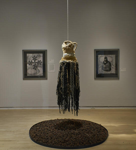 Hagar's Dress in her Exile ○ 2012