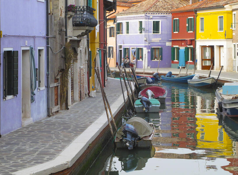 canal, vibrant color, Venice