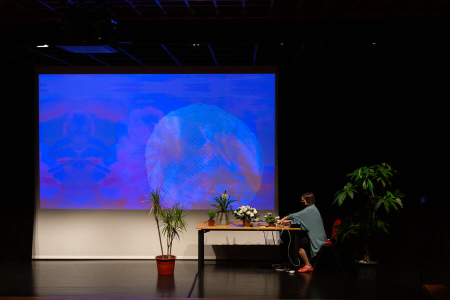 live electronic music performance using plants to generate sound