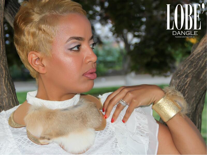 Lobe' Dangle Moscow Fur Bib and Earring Necklace Set