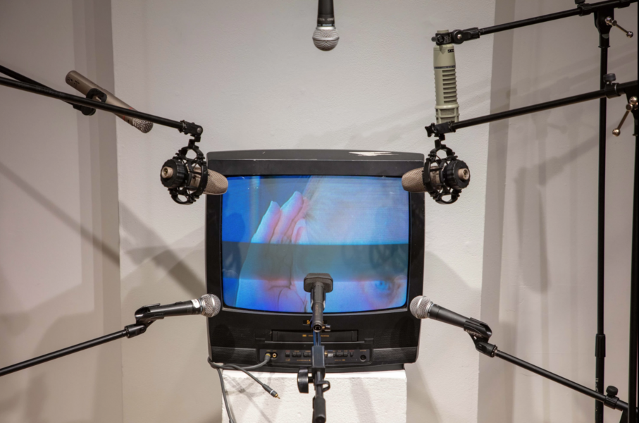 Listening To Listening : Detail