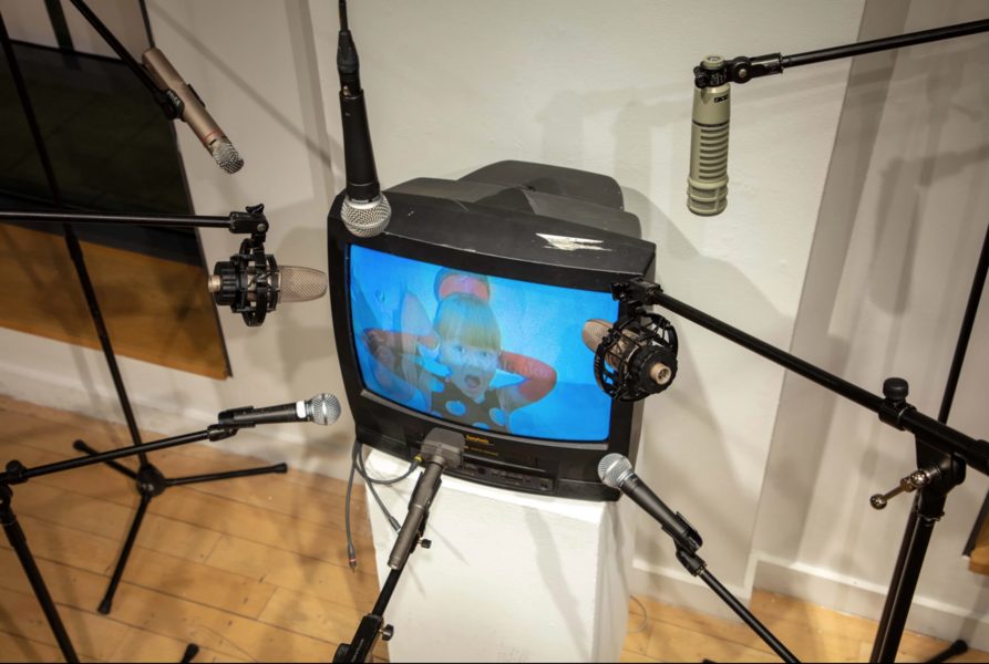 Listening To Listening: Alternate Angle