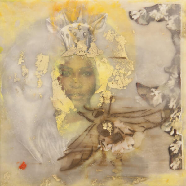 portrait,queen,bee,encaustic