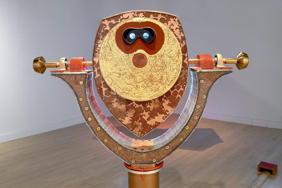 a tower viewer (front)