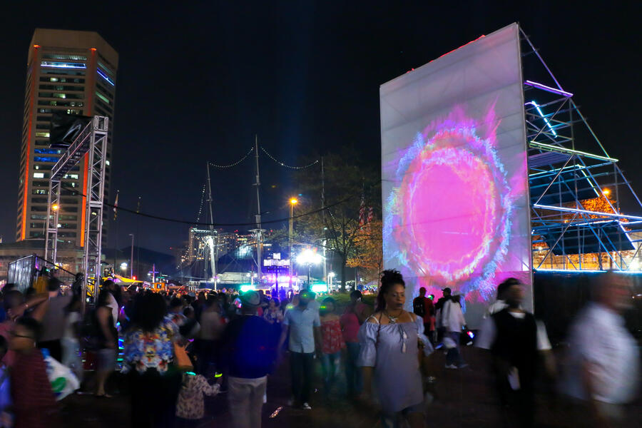 Sun Stomp - opening night crowd