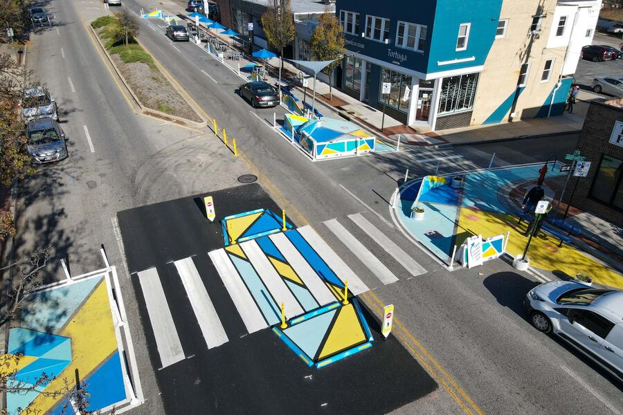 Design for Distancing Curbside Commons birdseye view of midblock crosswalk