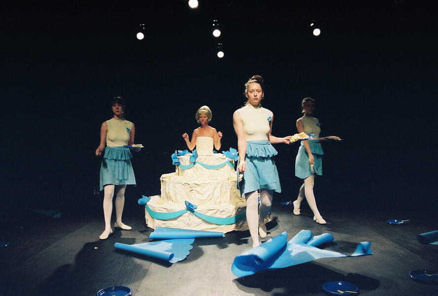 Cake: Performers: Mandy Morrison, Kelly Kivland, Rebecca Davis, Nora Stevens